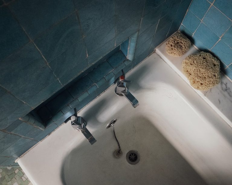 Poser du carrelage de salle de bain comme un pro