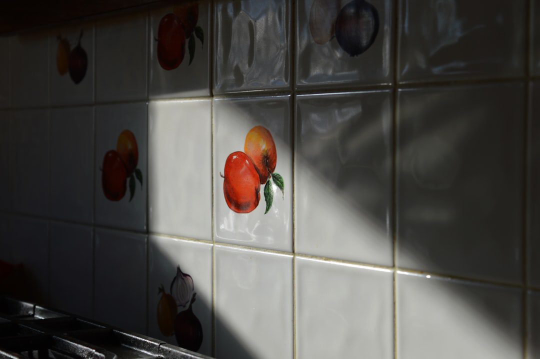 Les erreurs à éviter avec le carrelage mural en cuisine