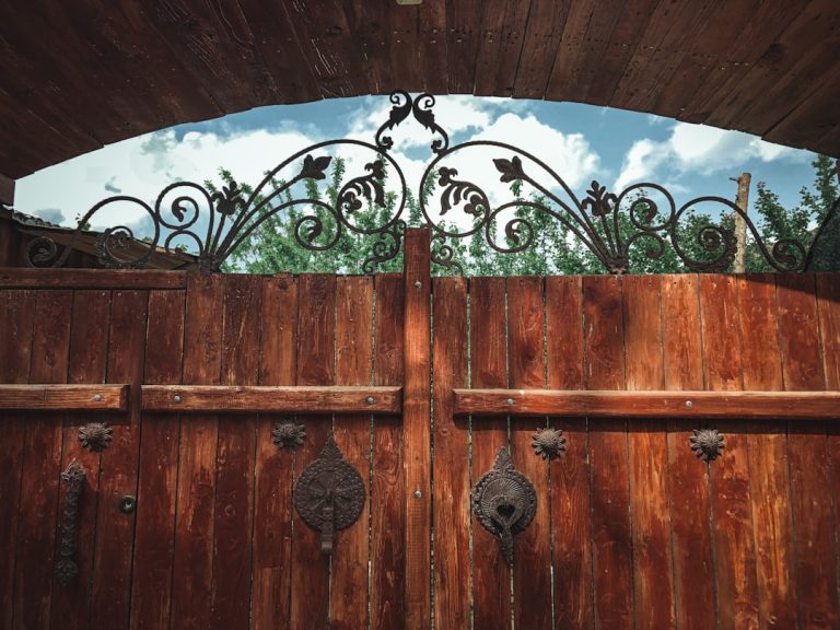 Les erreurs fréquentes avec un portillon de jardin