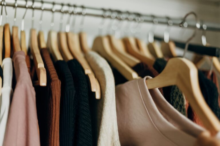 Comment choisir une armoire de rangement pas chère ?
