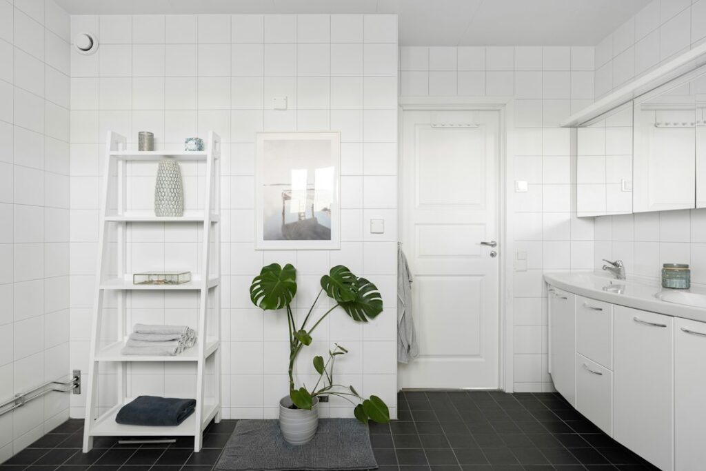 Quel rangement salle de bain Ikea choisir en 2026 ?